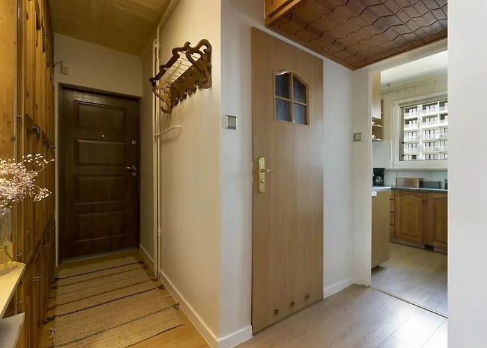 Elite By The Apartamento *